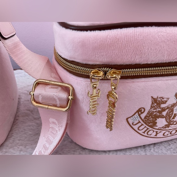 Juicy Couture Powder blush obsession satchel and make up train case - Picture 2 of 11